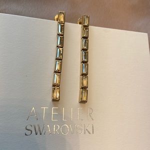 Atelier Swarovski earring
